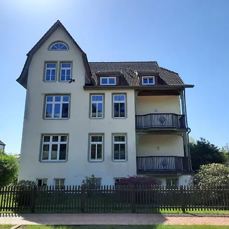 Haus Reinhild - 1 Im Hochparterre Graal-Mueritz
